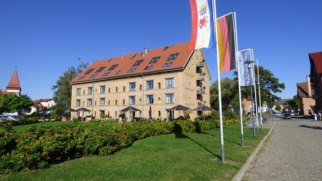 Hotel Alter Kornspeicher Neustrelitz Exterior photo